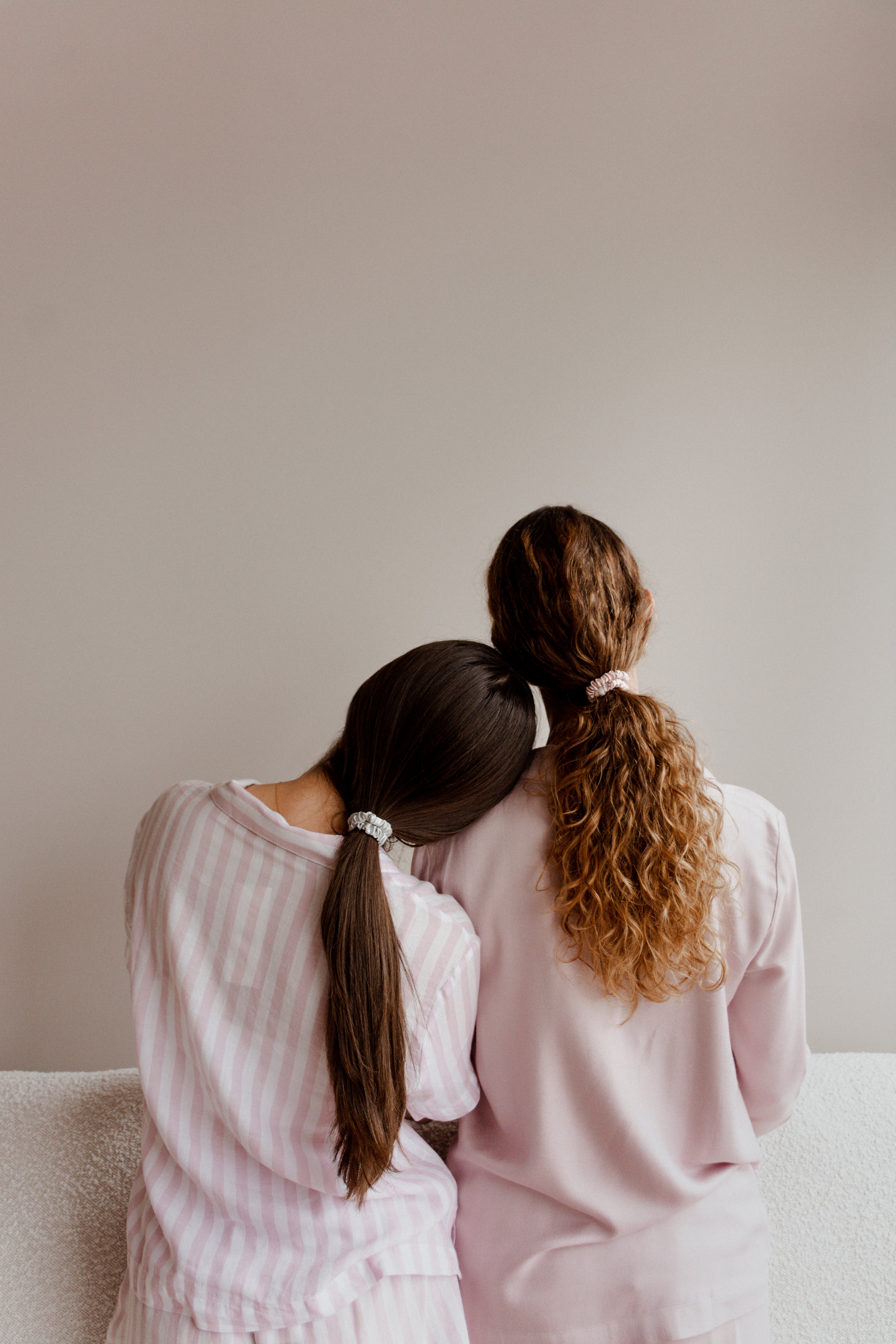 Set de 4 Scrunchies Charcoal de seda